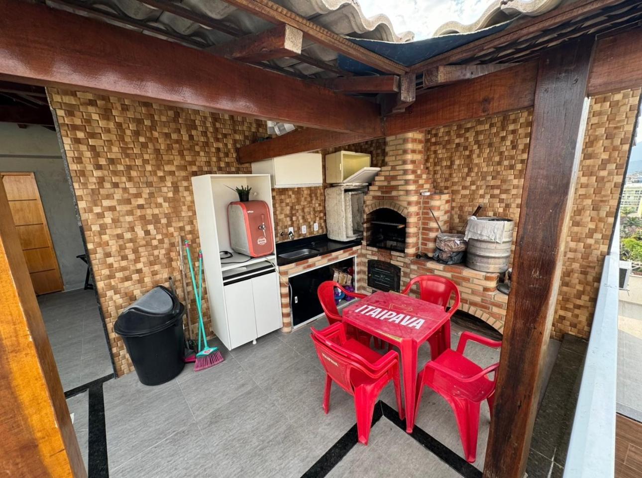 Cobertura Duplex Com Piscina 公寓